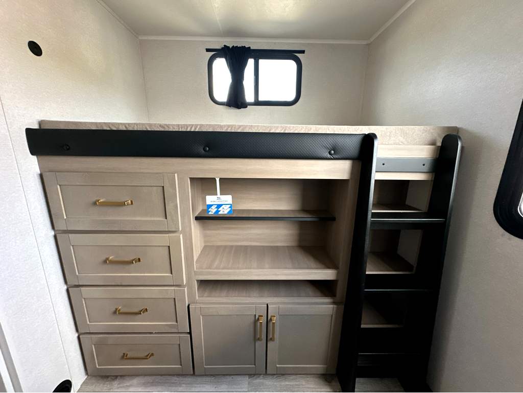 2027 JAYCO EAGLE 312BHOK - Image 22