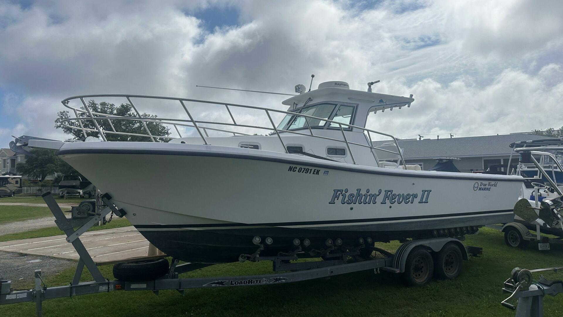 2003 True World Marine TE 288 - Image 2