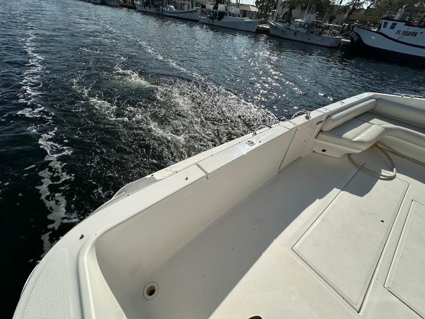 1997 Sea Ray 550 Sedan Bridge - Image 12