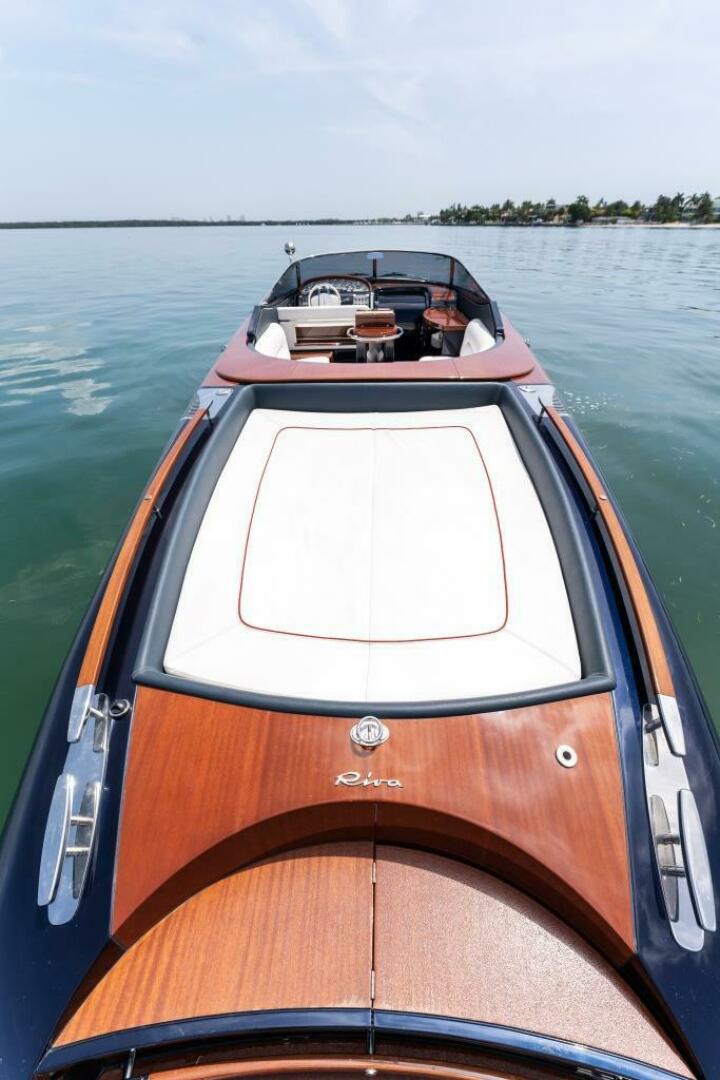 2020 Riva - Image 12