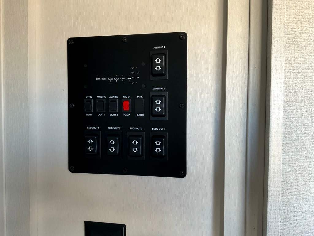 2027 JAYCO Eagle 355 MBQS - Image 31