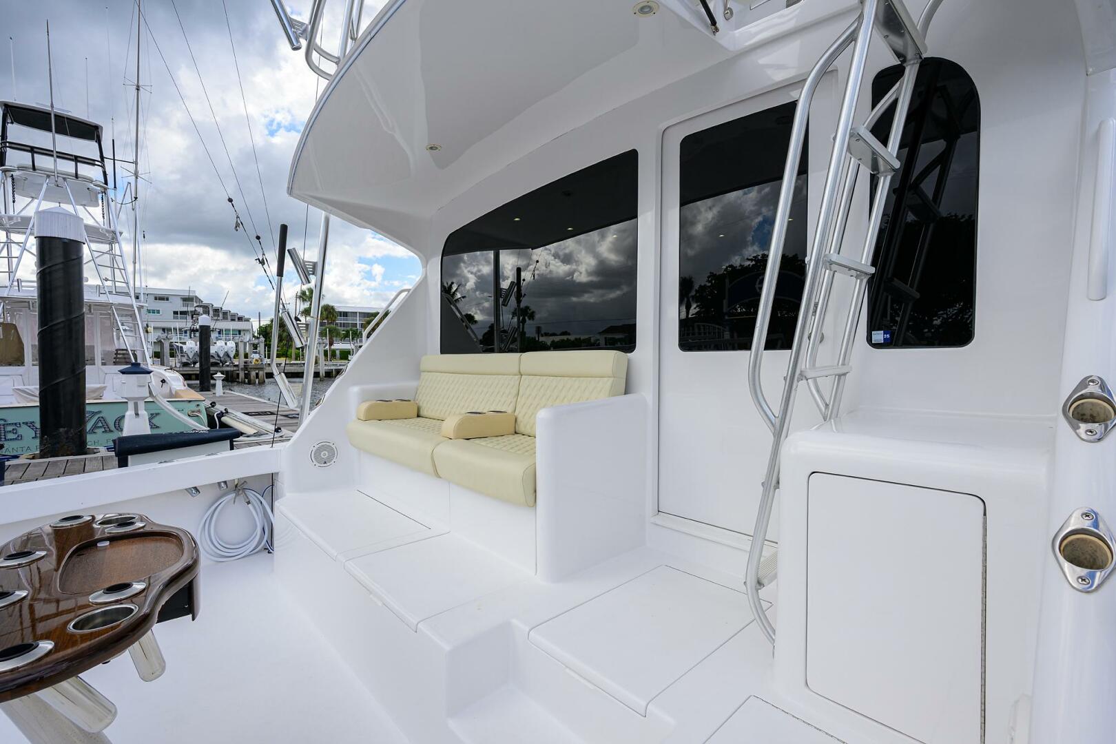 2004 Viking 56 Convertible - Image 34