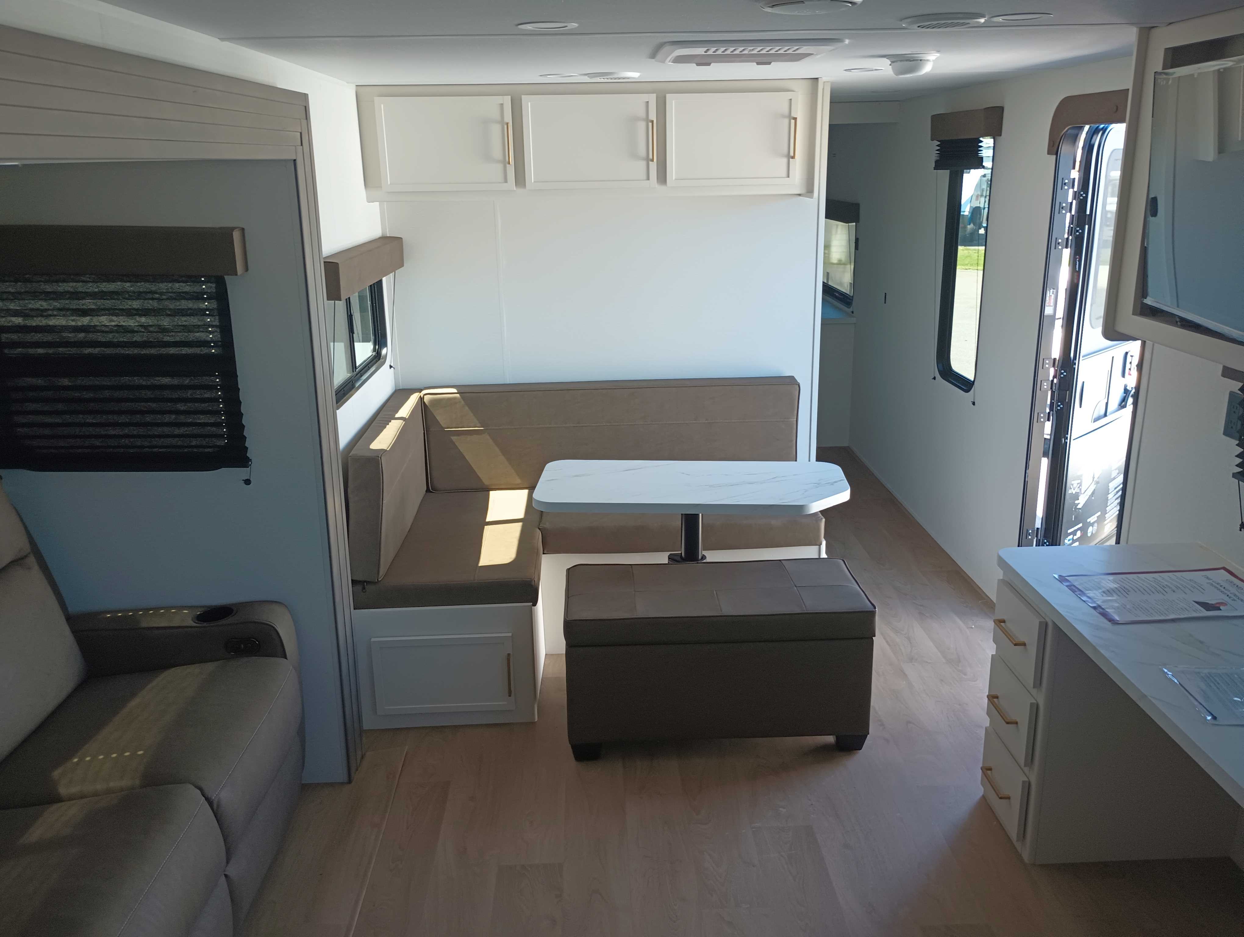 2027 Grand Design Transcend 315RKT - Image 10