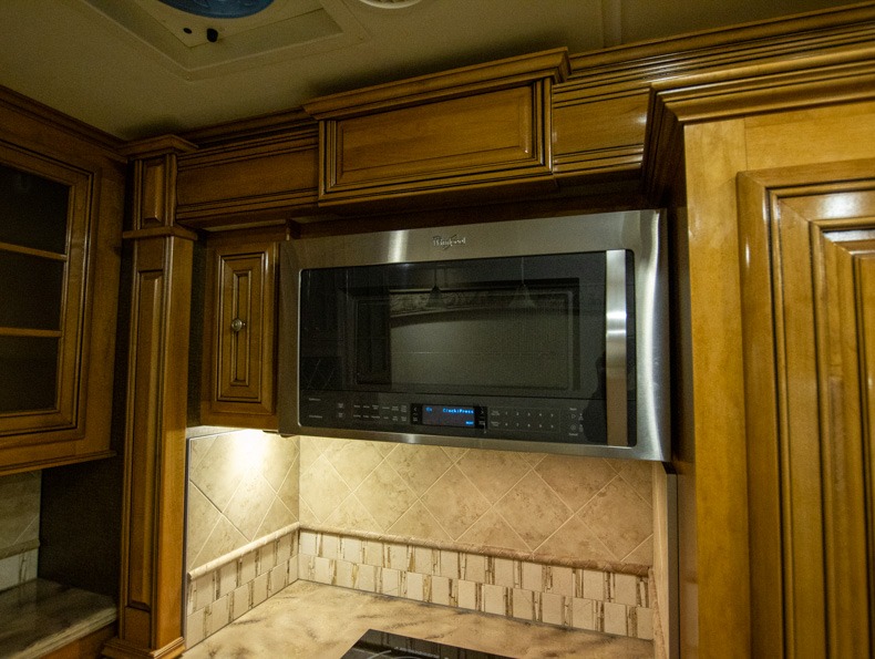2015 Thor Motor Coach Tuscany 40KQ - Image 9