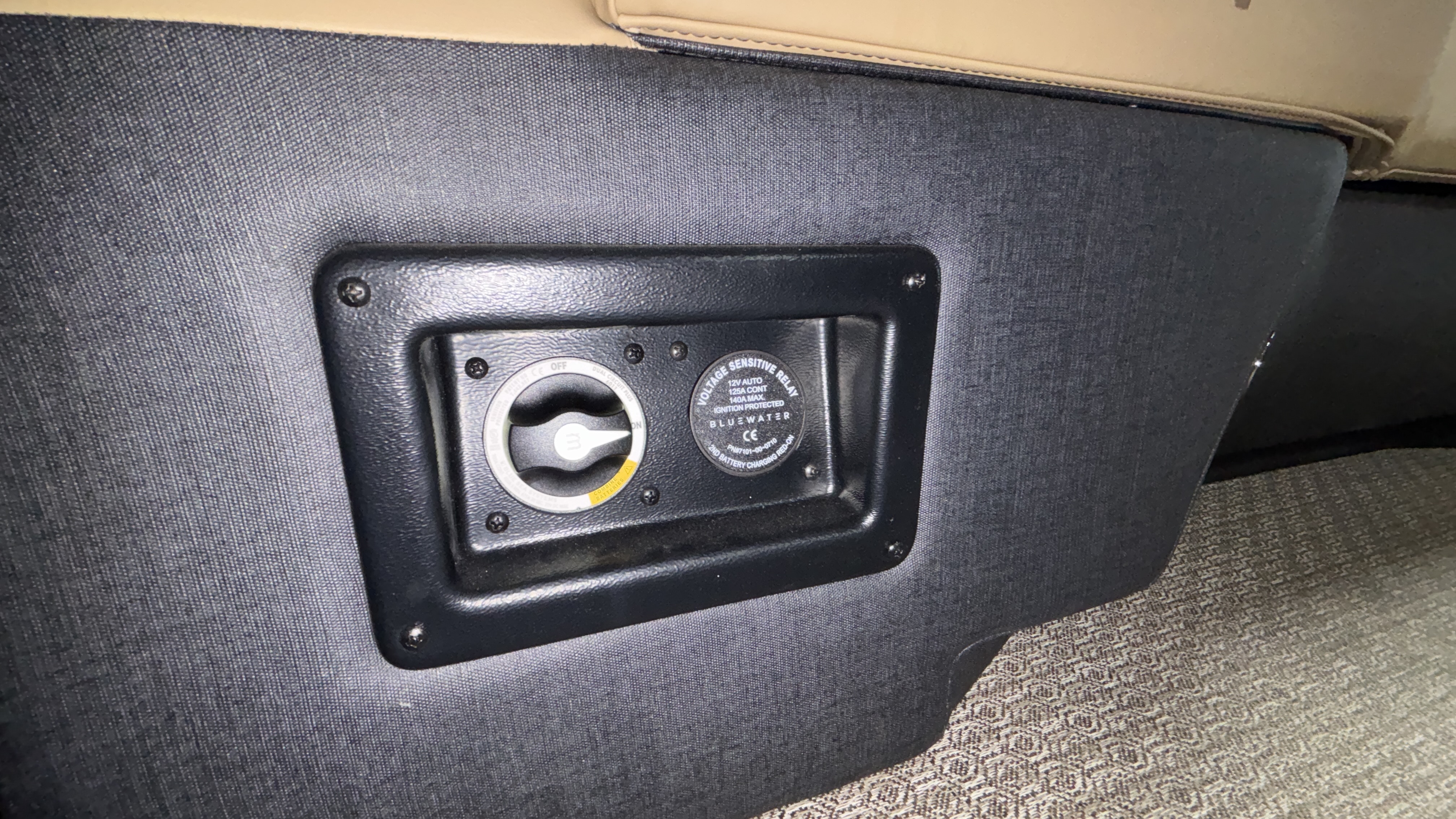 2026 Evotti 525 Quad Lounge - Image 44