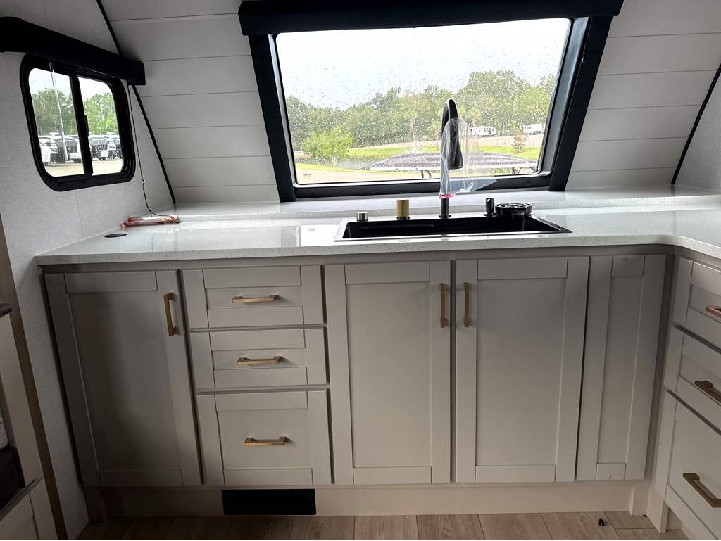 2027 JAYCO JAY FEATHER 26FK - Image 18