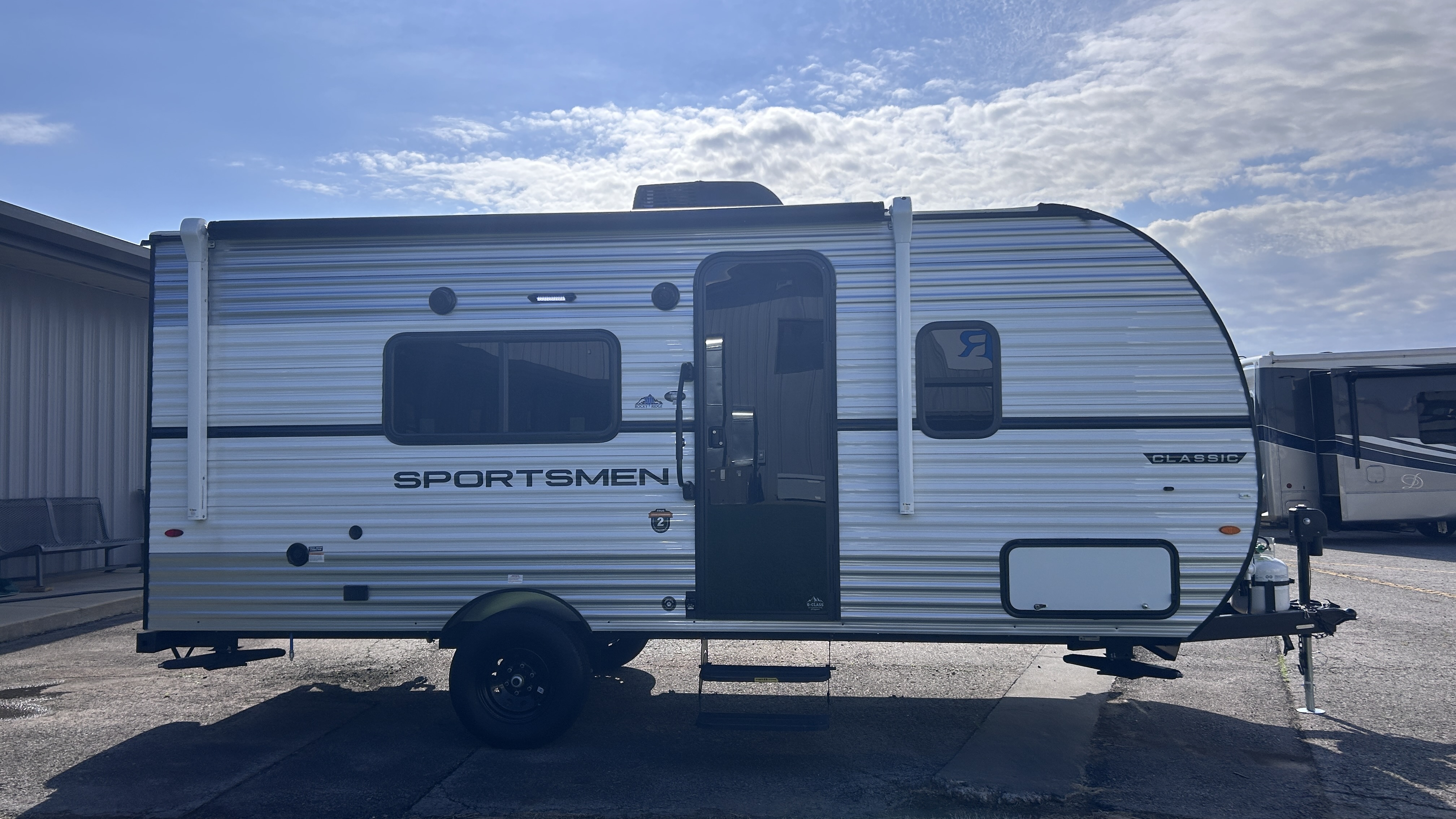 2026 KZ Sportsman 170MB - Image 2