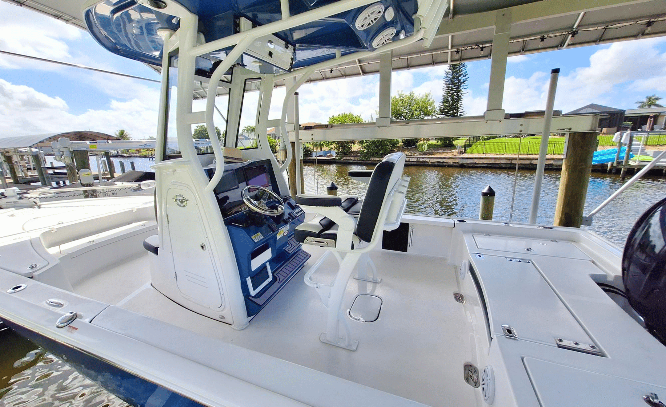 2024 TIDEWATER 2410 BAYMAX - Image 15