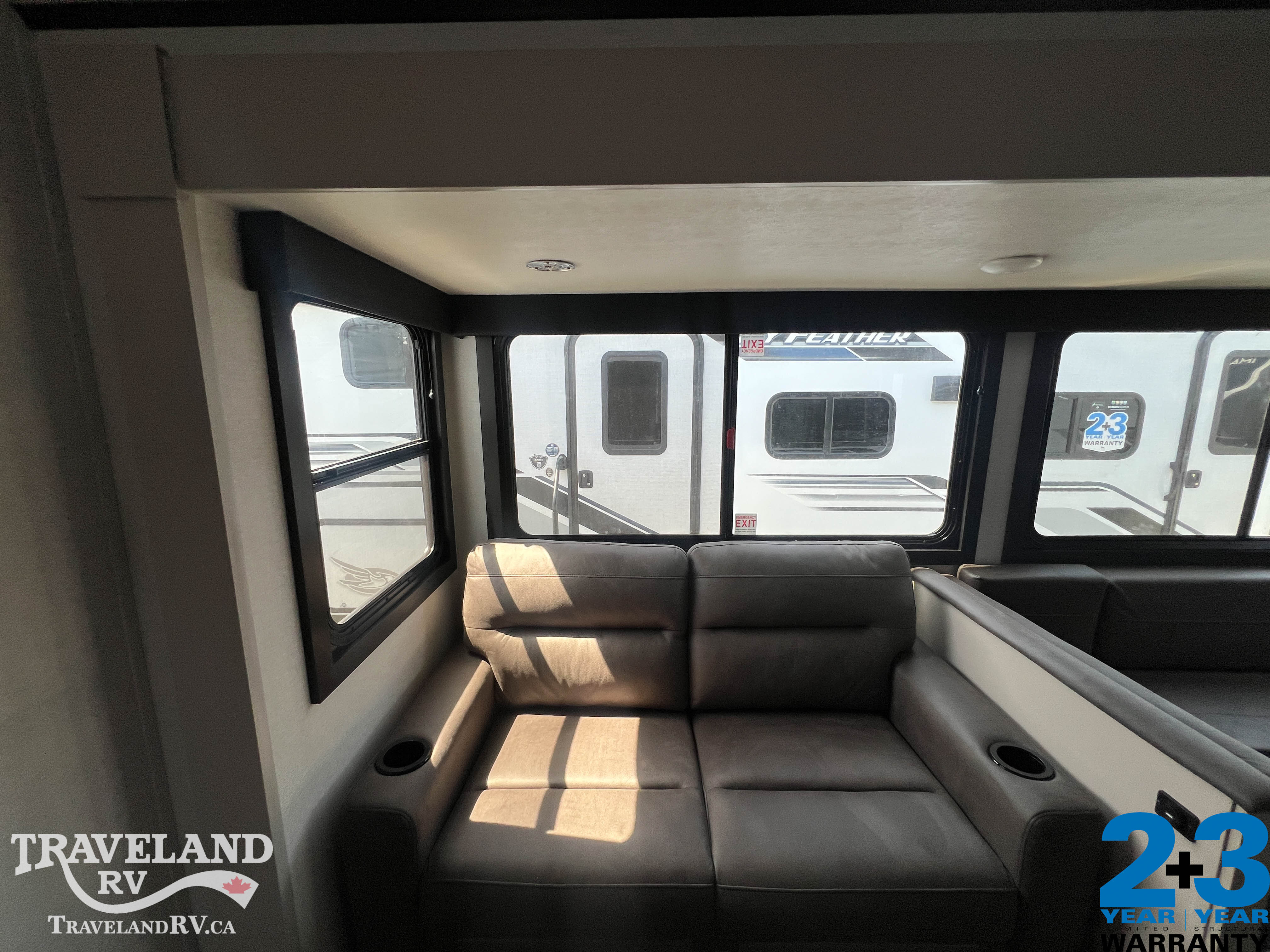 2026 Jayco Jay Feather 27BH - Image 11