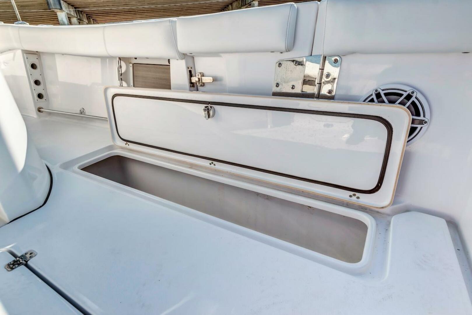 2022 Sportsman Open 352 Center Console - Image 49
