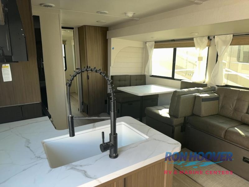 2026 FOREST RIVER 33TS - Image 7