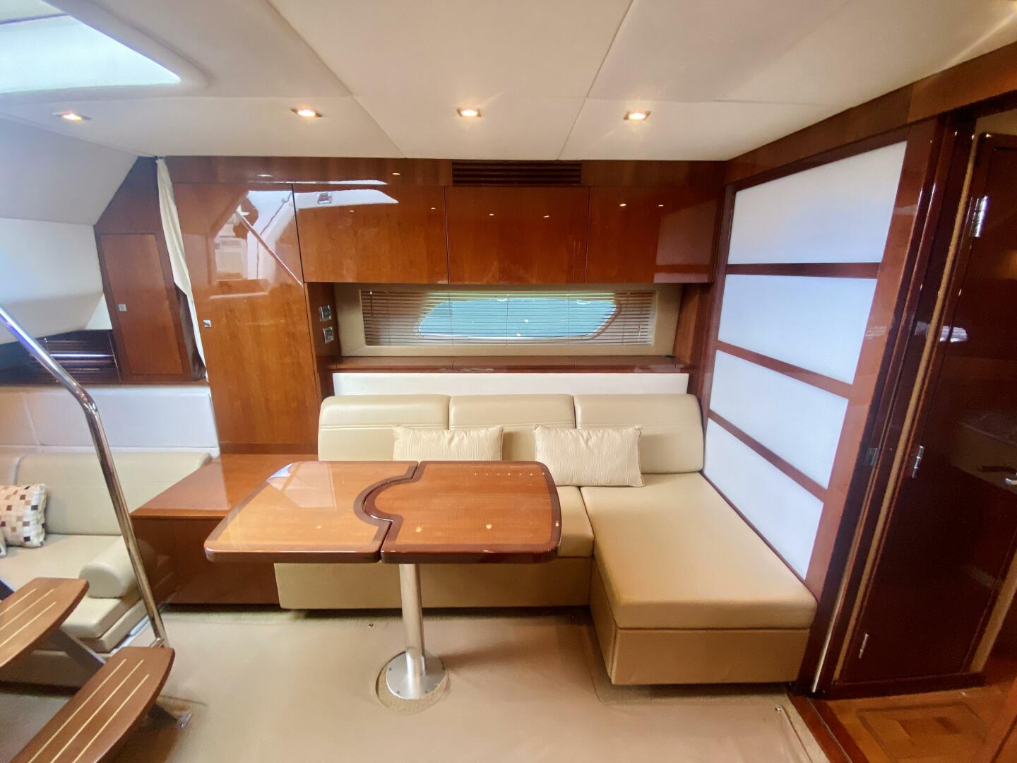 2010 Sea Ray 450 Sundancer - Image 48