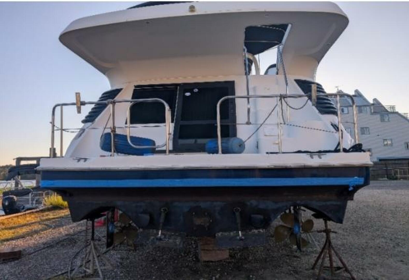 2007 Bluewater 5200 - Image 17
