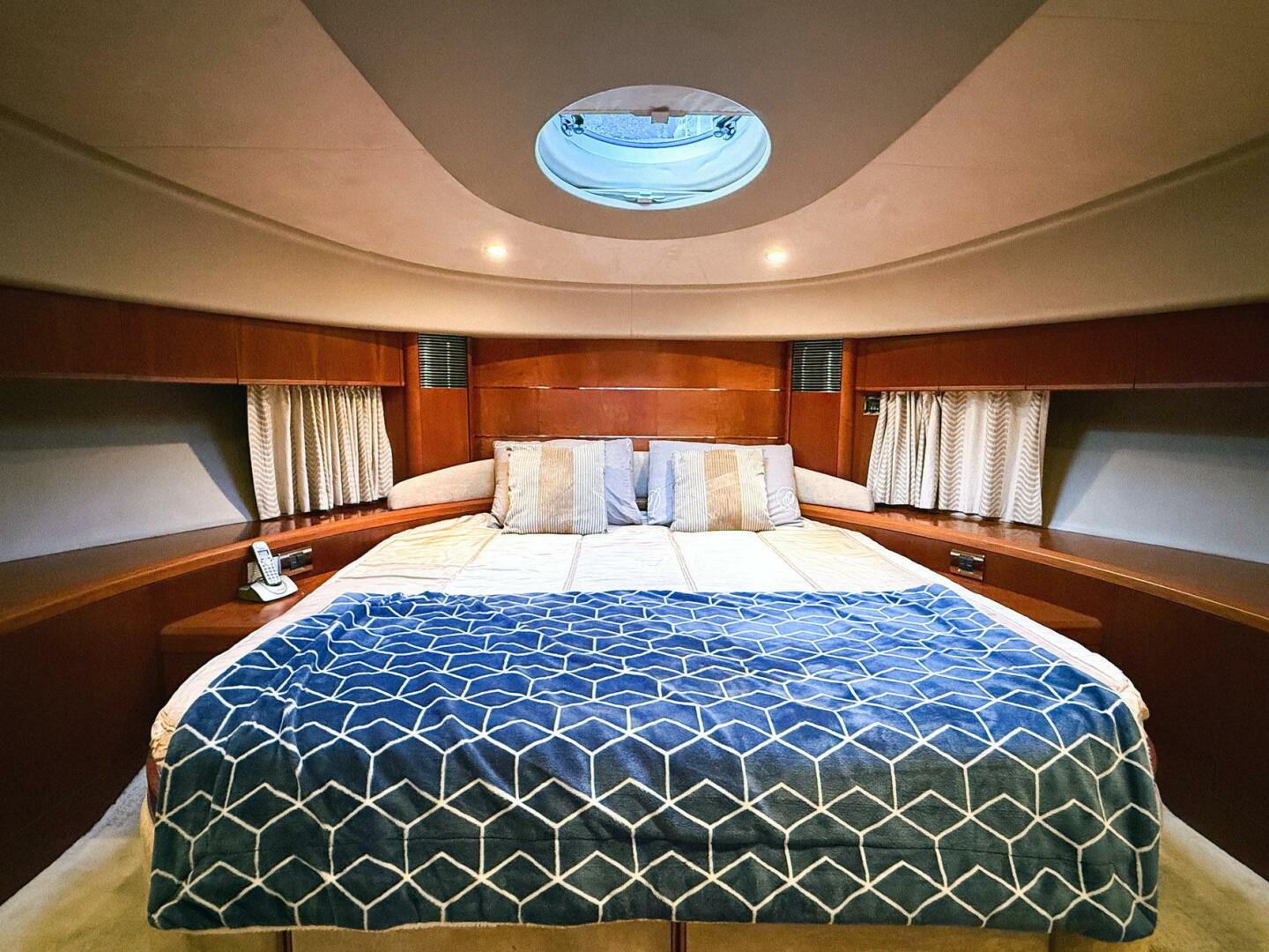 2007 Princess 23M - Image 25