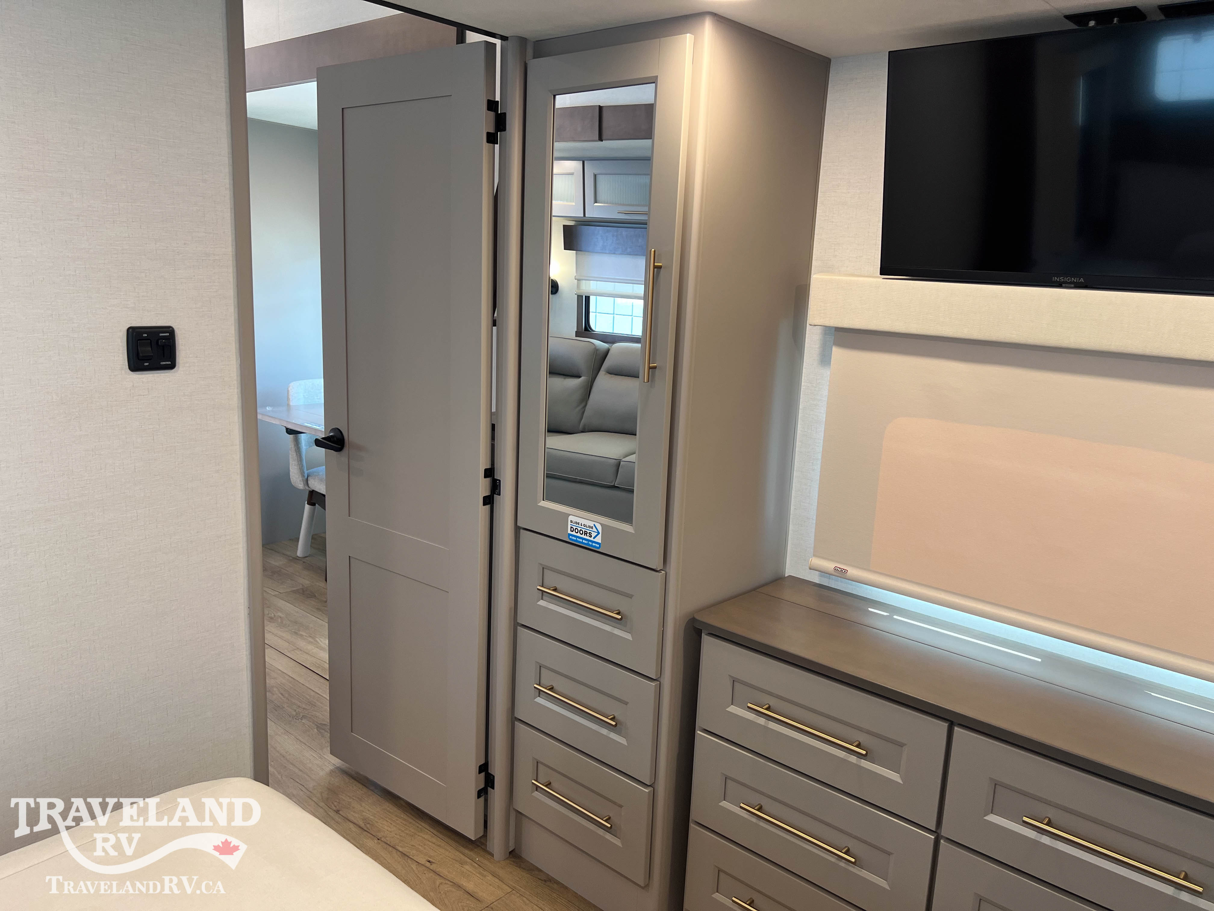 2026 Alliance RV Paradigm 395DS - Image 31
