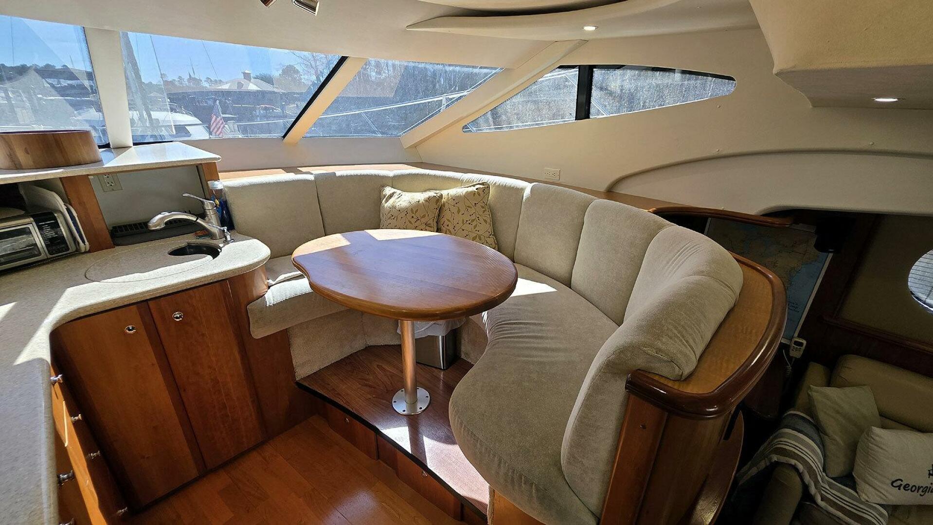 2001 Silverton 410 Sport Bridge - Image 17