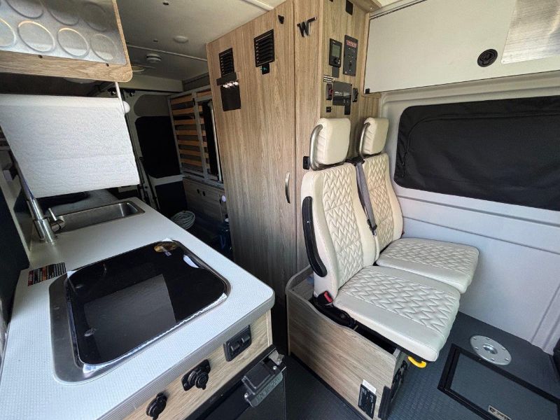 2023 Winnebago Solis 59PX - Image 5