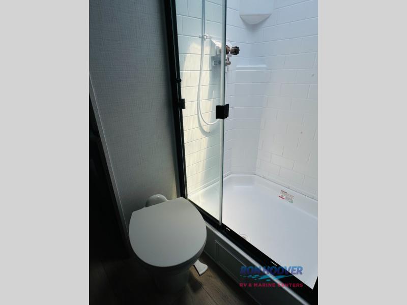 2025 FOREST RIVER 26SFK - Image 23