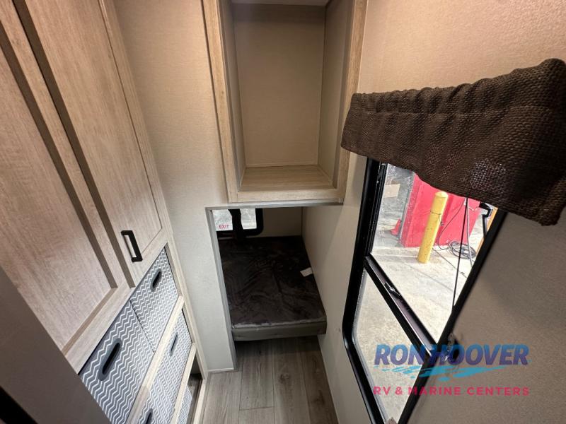 2026 COACHMEN 333DORM - Image 21