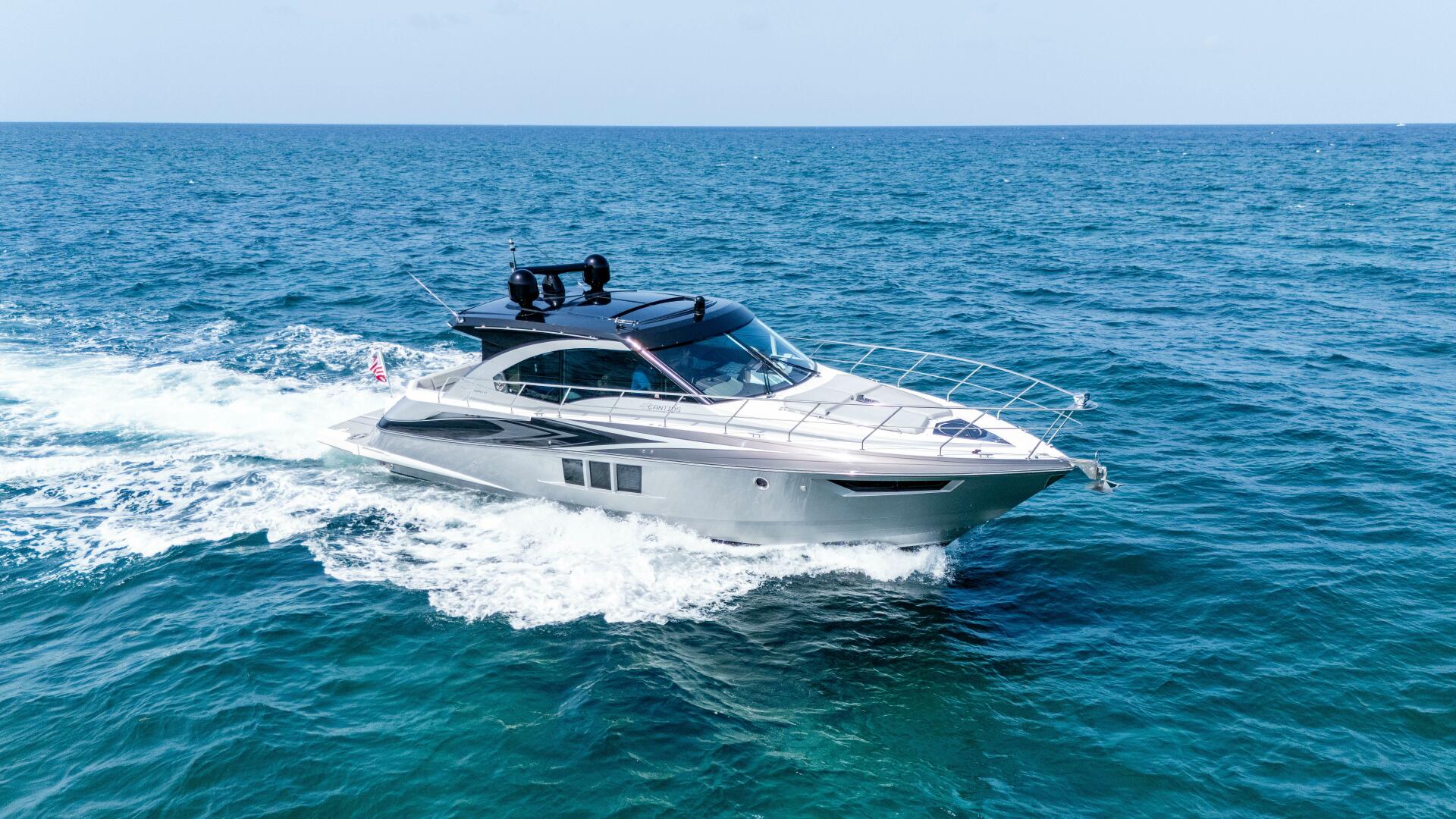 2014 Cruisers Yachts 45 Cantius - Image 1