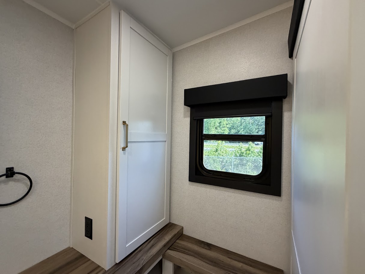 2027 JAYCO EAGLE 367TBTS - Image 36