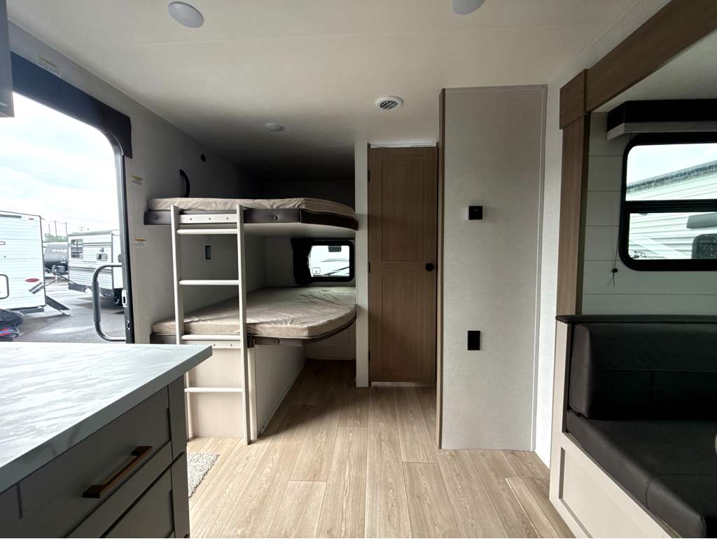 2027 JAYCO JAY FLIGHT 263BHS - Image 10