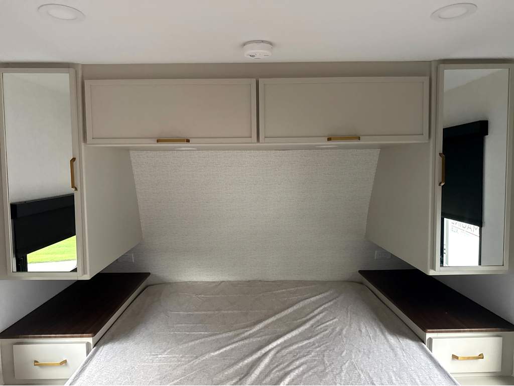 2027 GRAND DESIGN IMAGINE 23LDE - Image 25