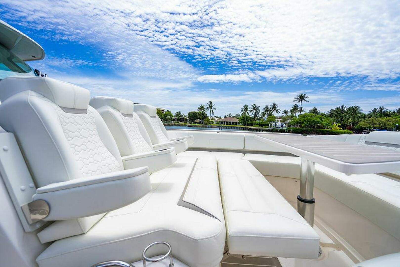 2025 Tiara Yachts 48 LS - Image 41