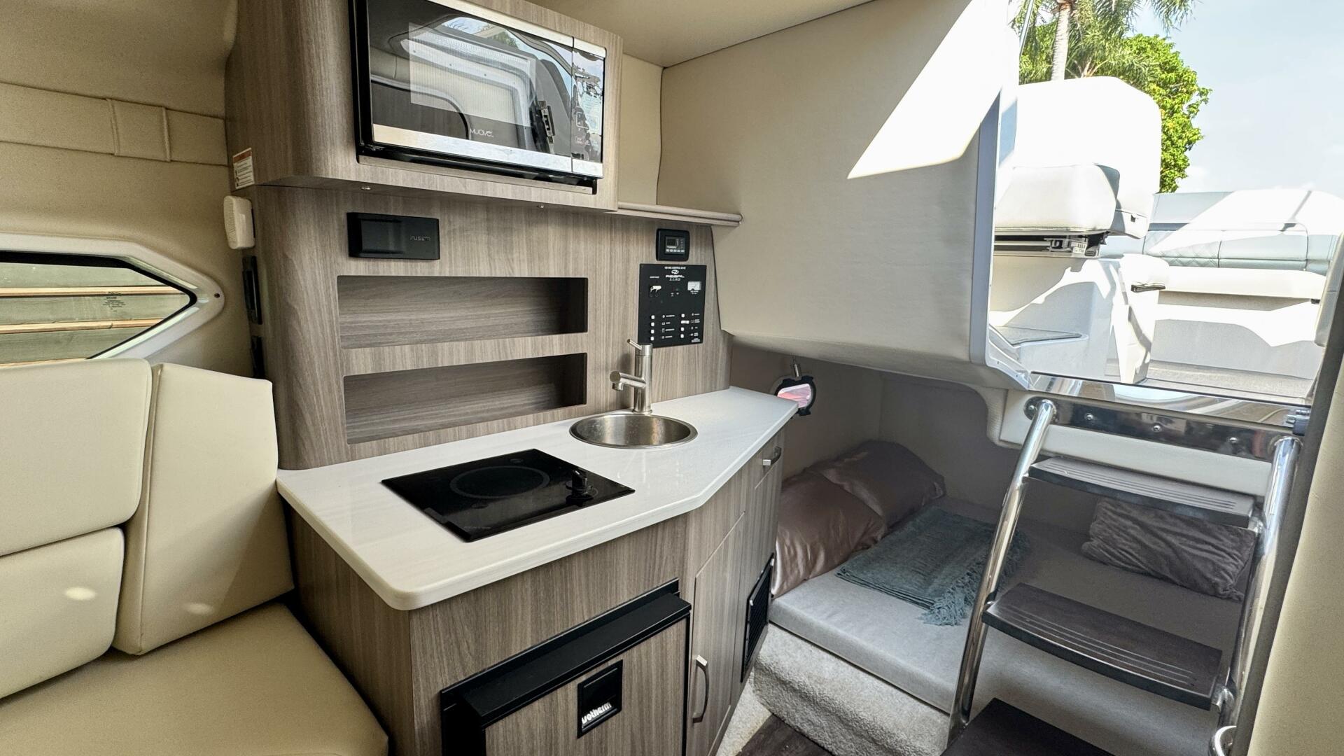2022 Regal 26 XO - Image 32