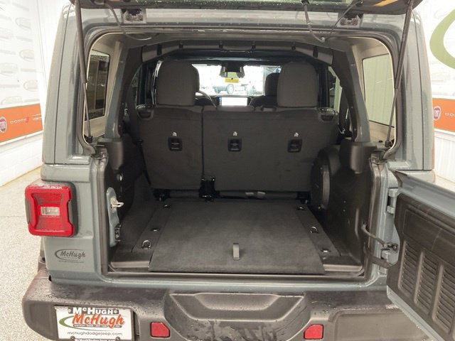 2026 Jeep Wrangler Sahara 4 Door 4x4 - Image 21