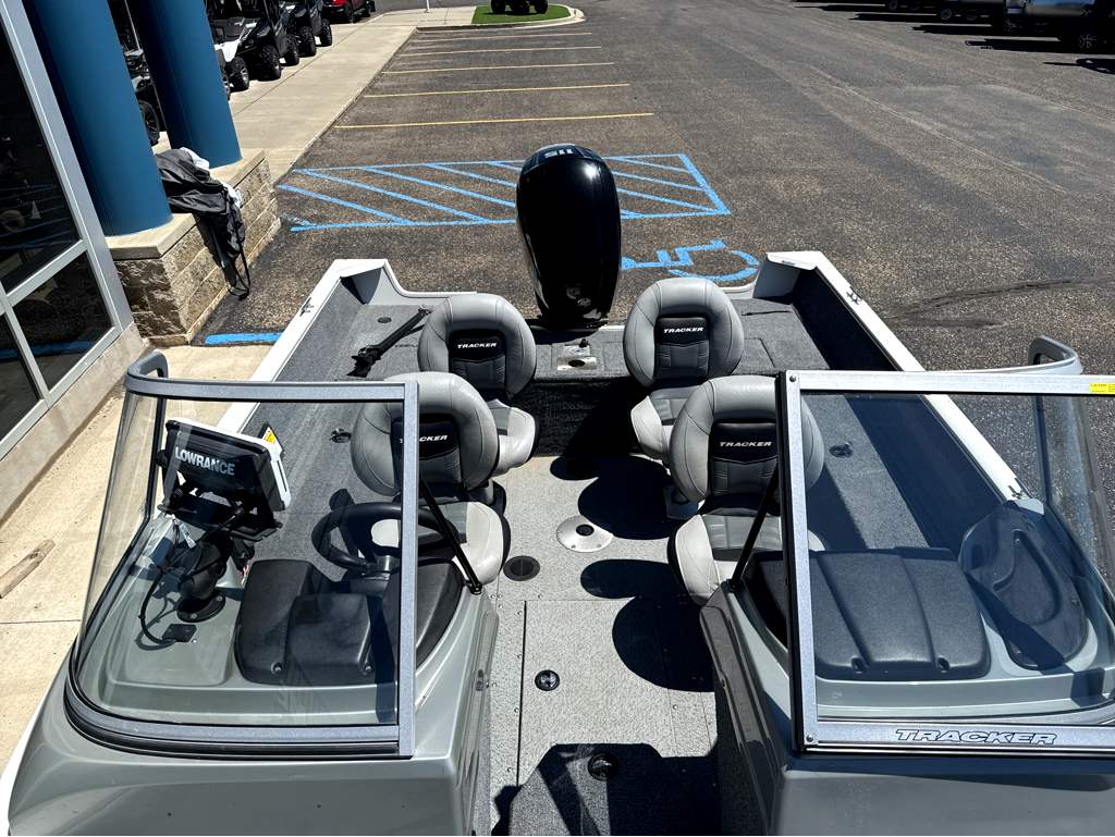 2018 Tracker Pro Guide V165 - Image 21