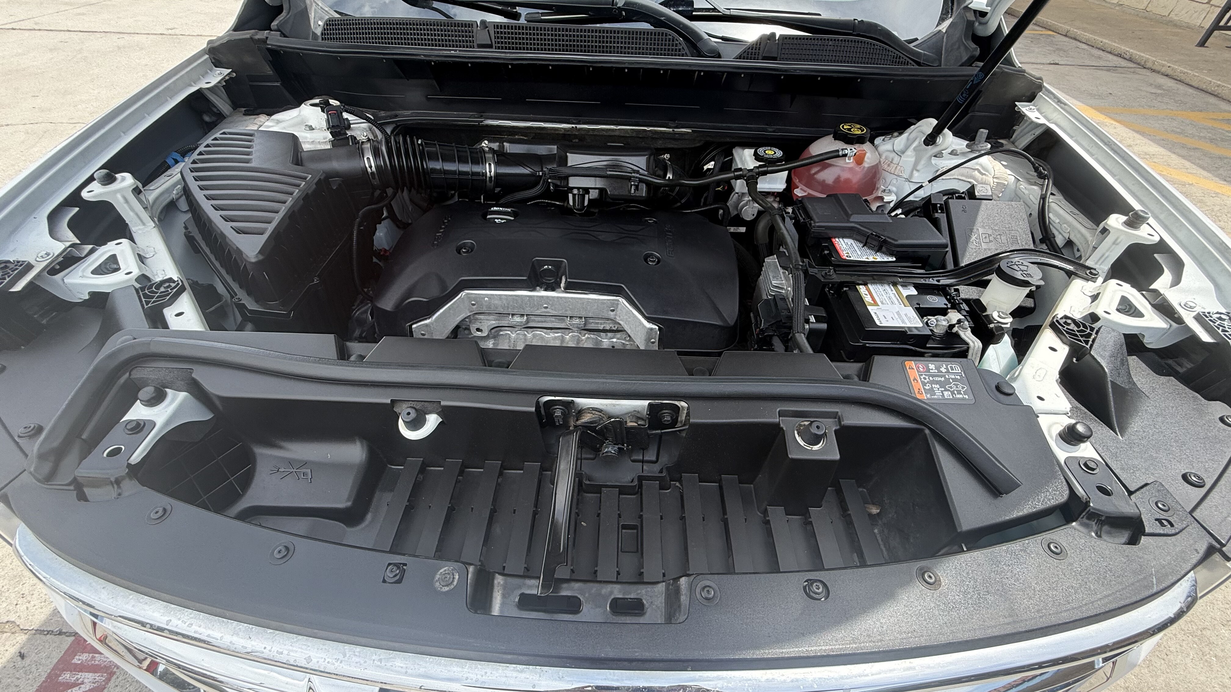 2020 GMC ACADIA-V6 Wagon 4D Denali 2WD - Image 29