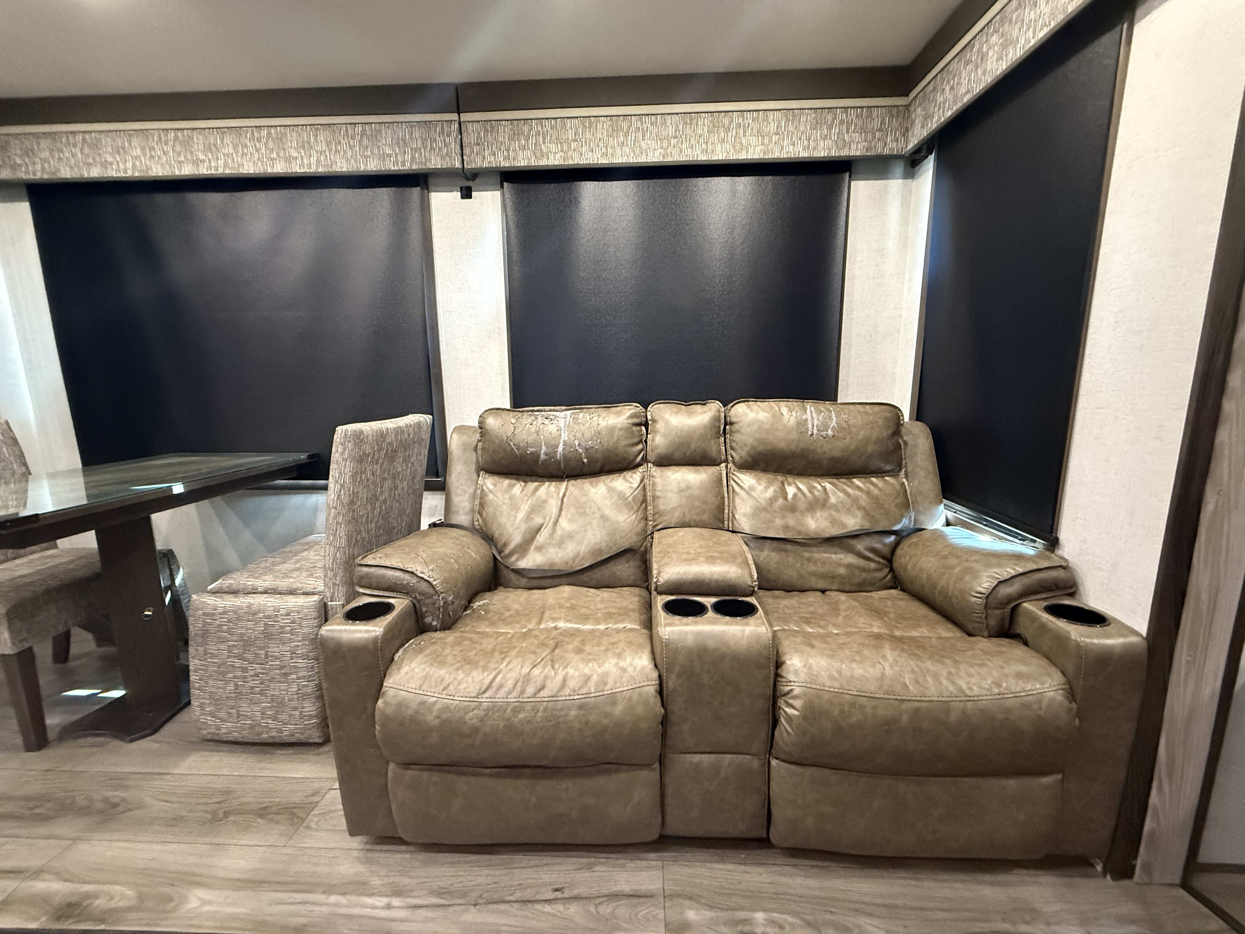 2020 Highland Ridge Mesa Ridge MF314RLS - Image 11