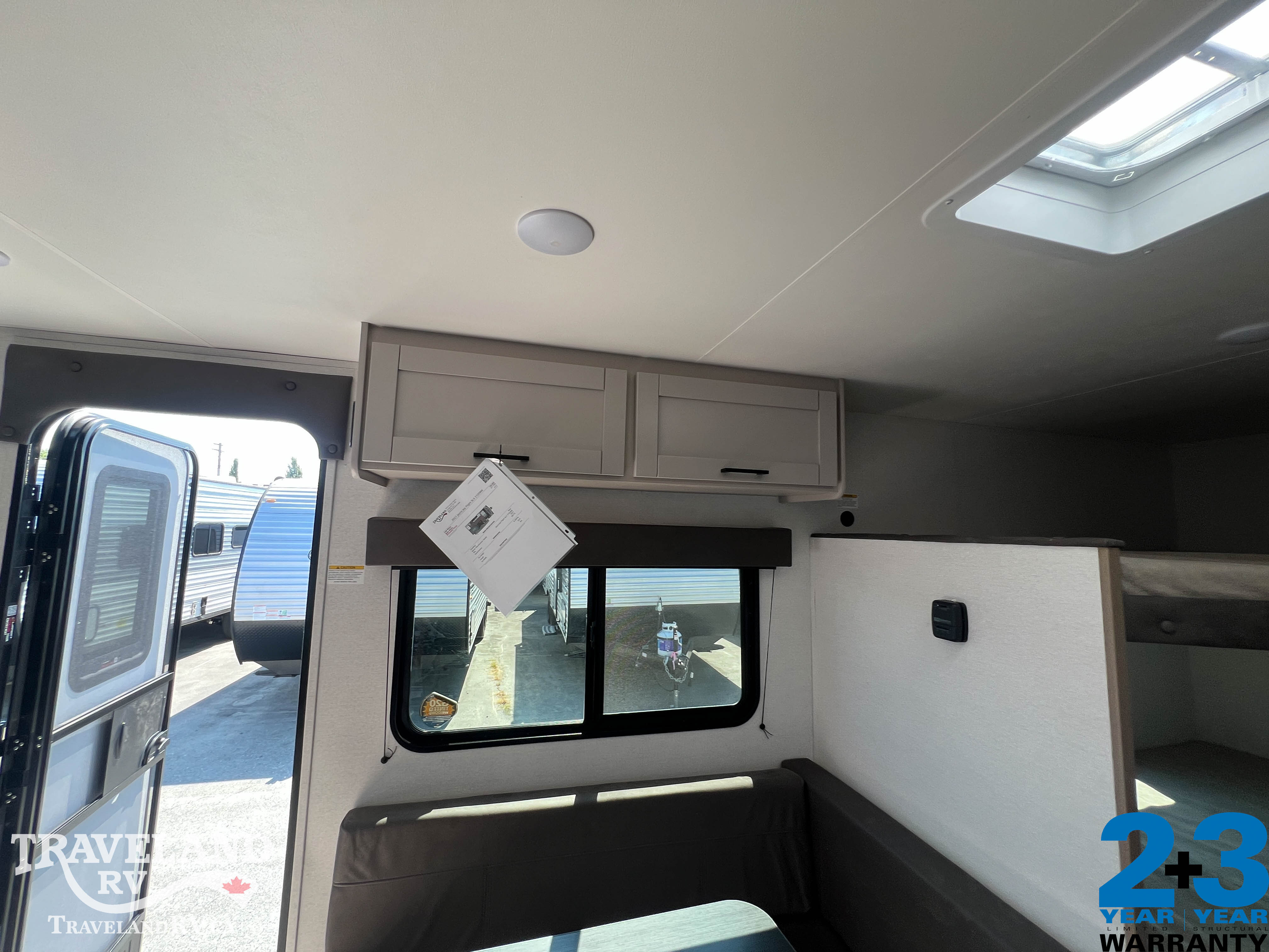 2027 Jayco Jay Flight SLX 172DBW - Image 12