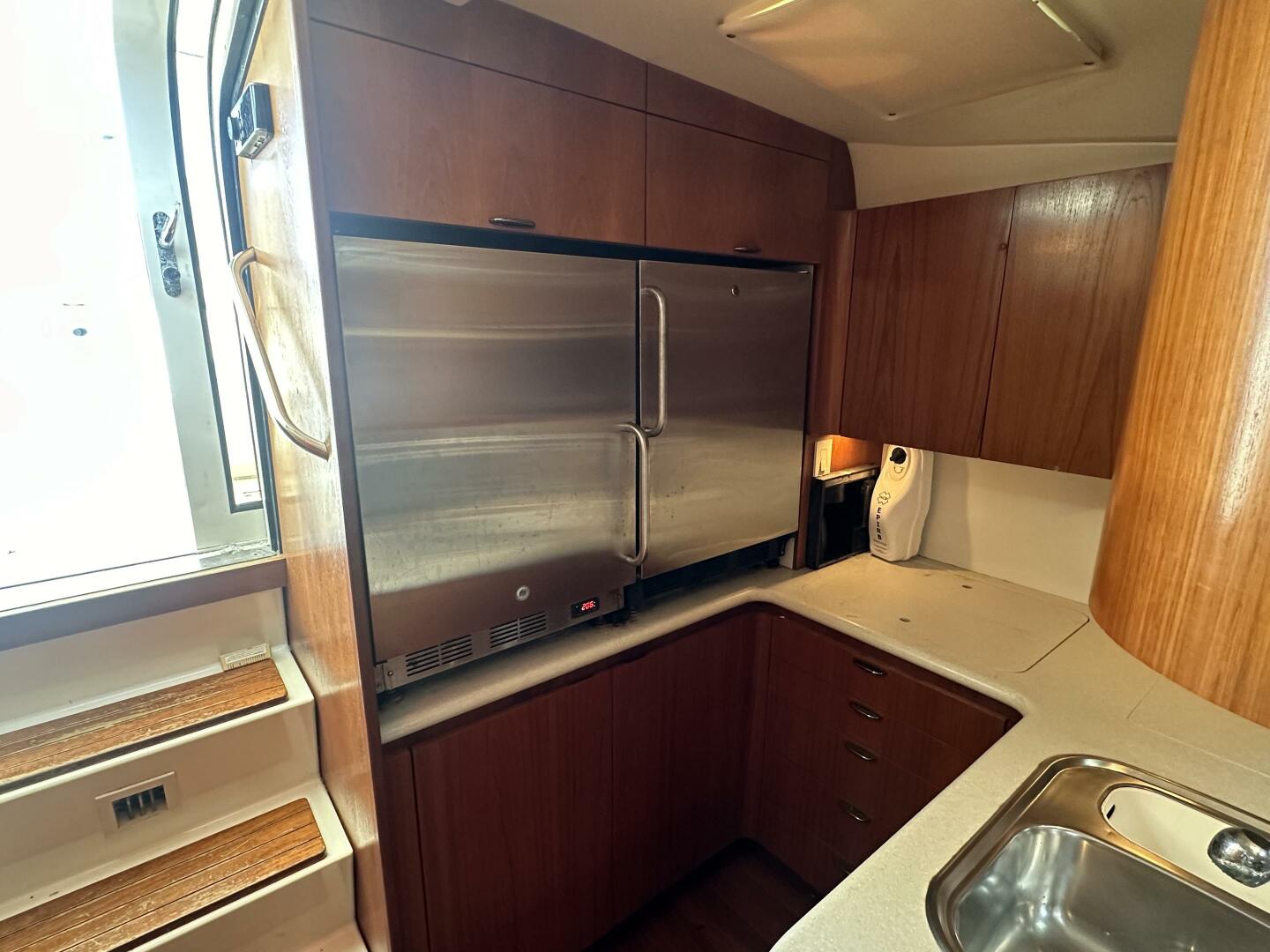 2001 Tiara Yachts 4300 Open - Image 15