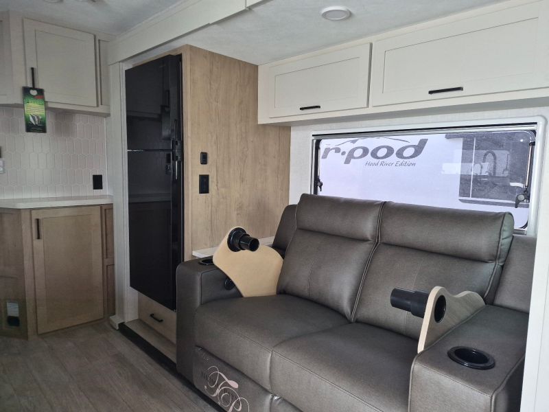 2027 Ember RV Touring Edition 2200ETL - Image 6