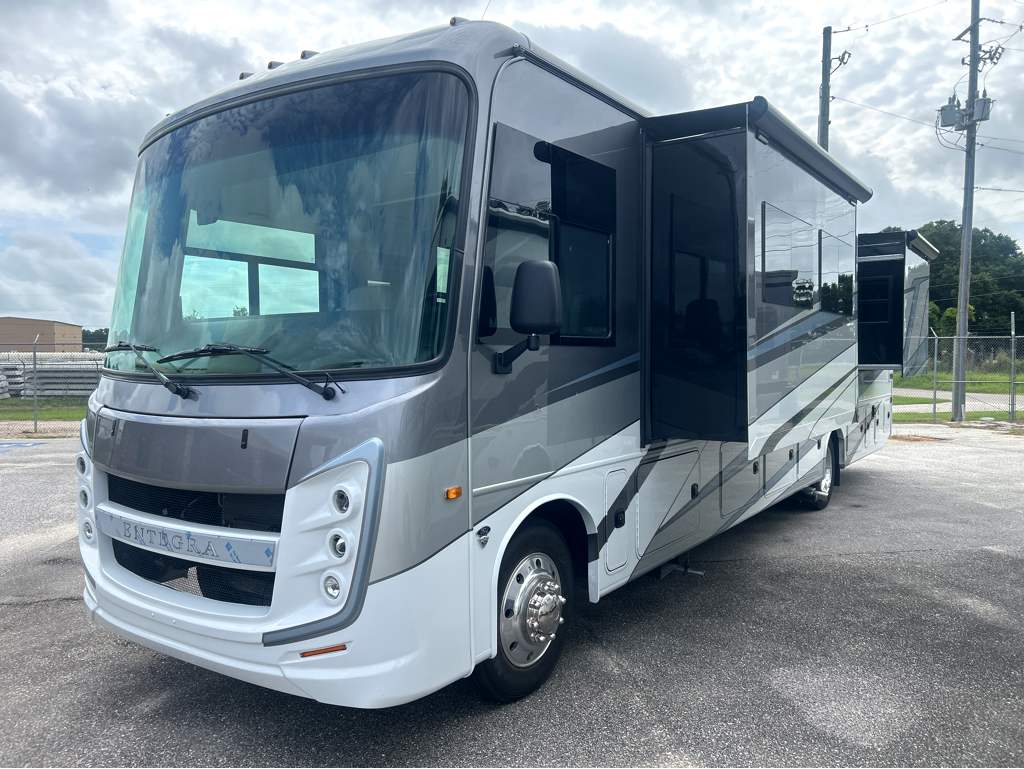 2027 ENTEGRA COACH VISION XL 36C - Image 3