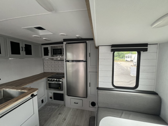 2022 Heartland North Trail Ultra-Lite NT 28RKDS - Image 18
