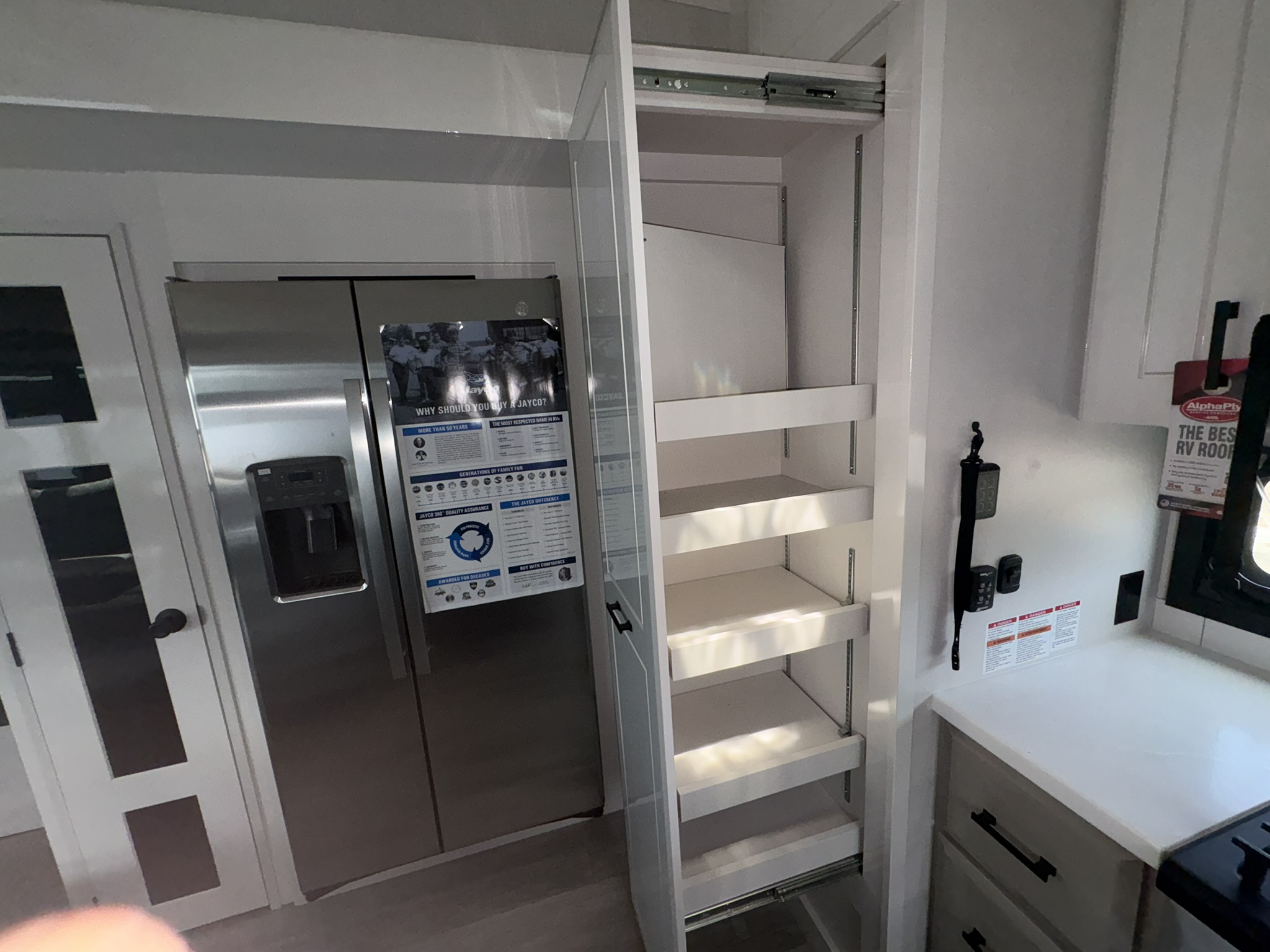 2026 JAYCO PINNACLE 38FBRK - Image 32