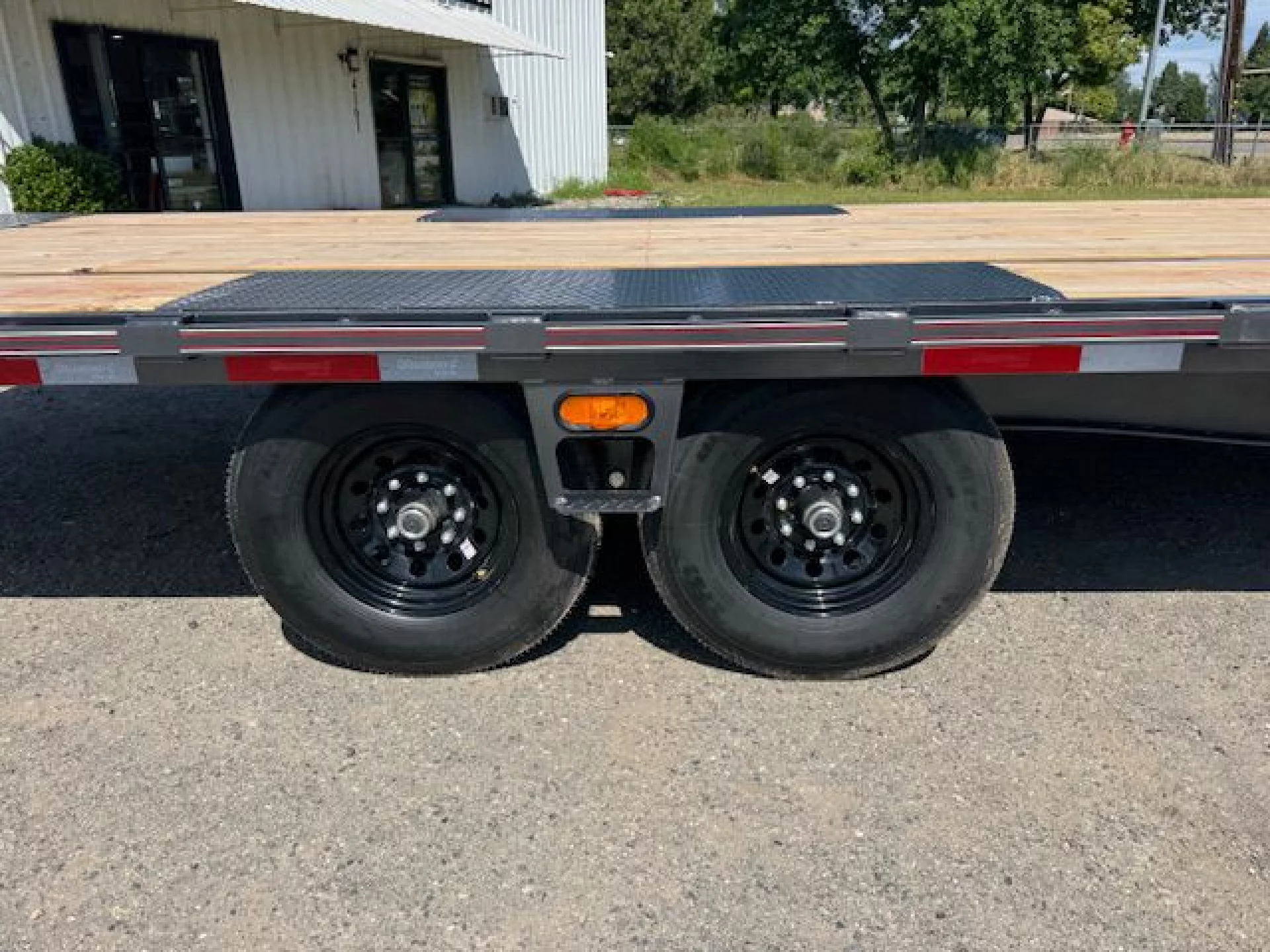 2026 DIAMOND C TRAILERS DIAMOND C DET 207 L24X102 14K - Image 4