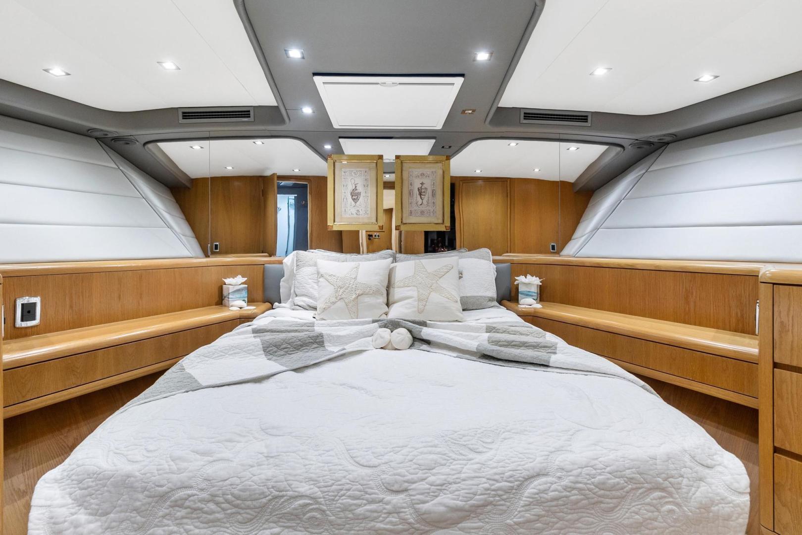 1998 Hatteras 82 Convertible - Image 54
