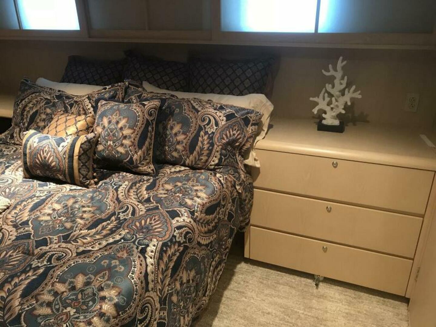1990 Broward Custom Extended - Image 36