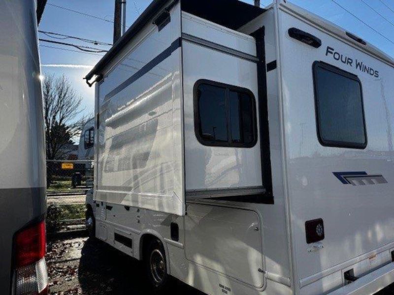2026 Thor Motor Coach Four Winds Espec 22Z - Image 6