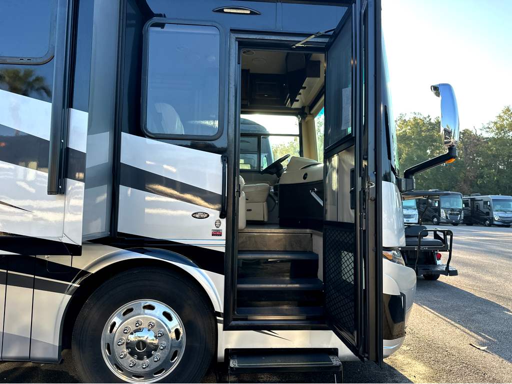 2018 TIFFIN ALLEGRO RED 37BA - Image 9