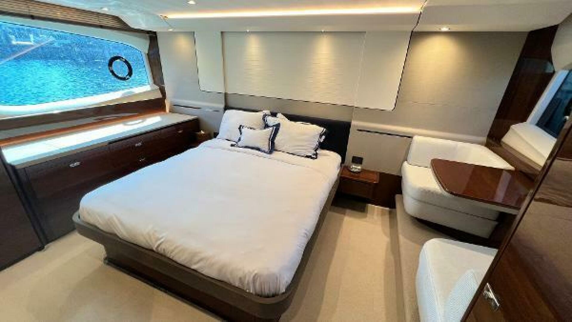 2019 Princess F62 - Image 20