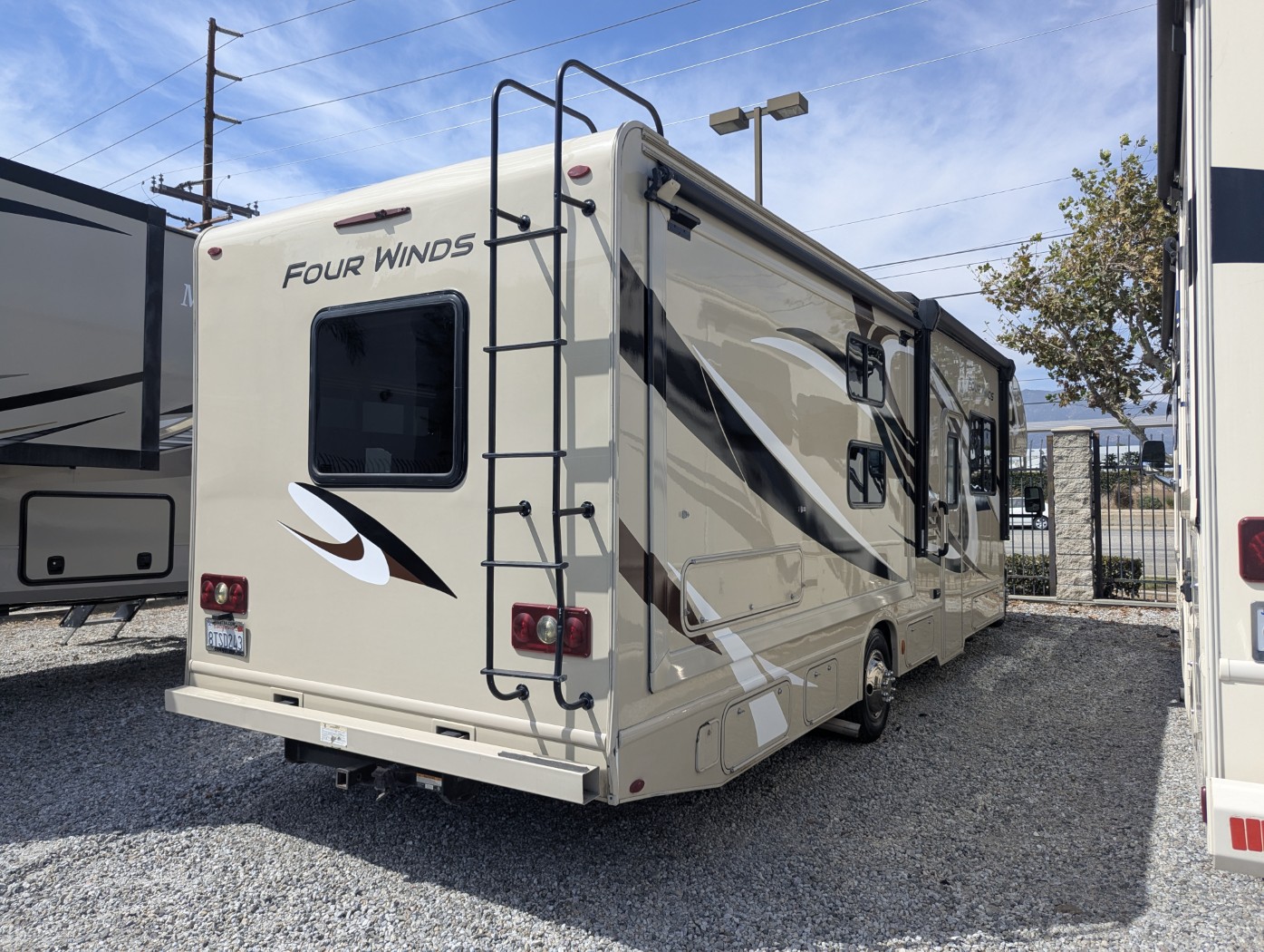 2020 Thor Motor Coach Four Winds 31E - Image 5