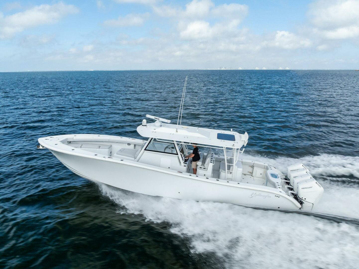 2024 Yellowfin 42 Offshore - Image 24