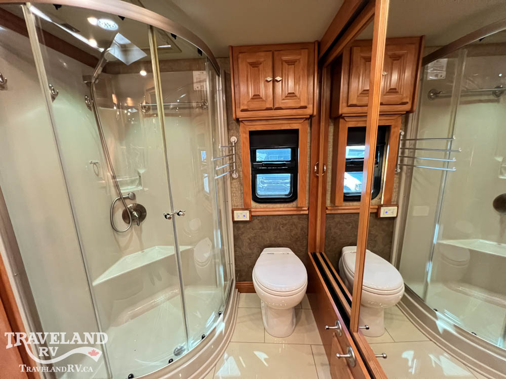2015 Tiffin Phaeton 42 LH - Image 46
