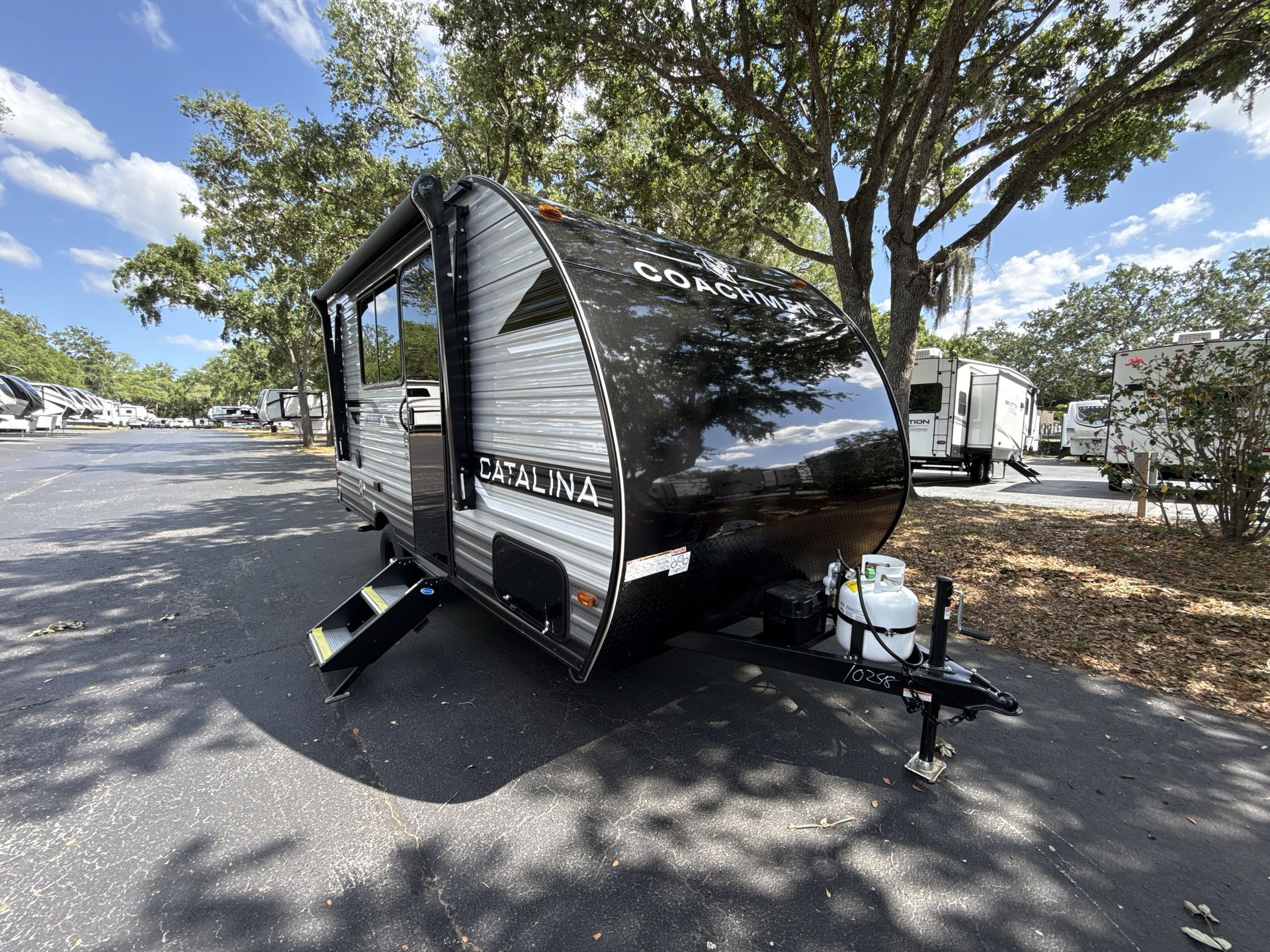 2025 Coachmen Catalina Summit Series 7