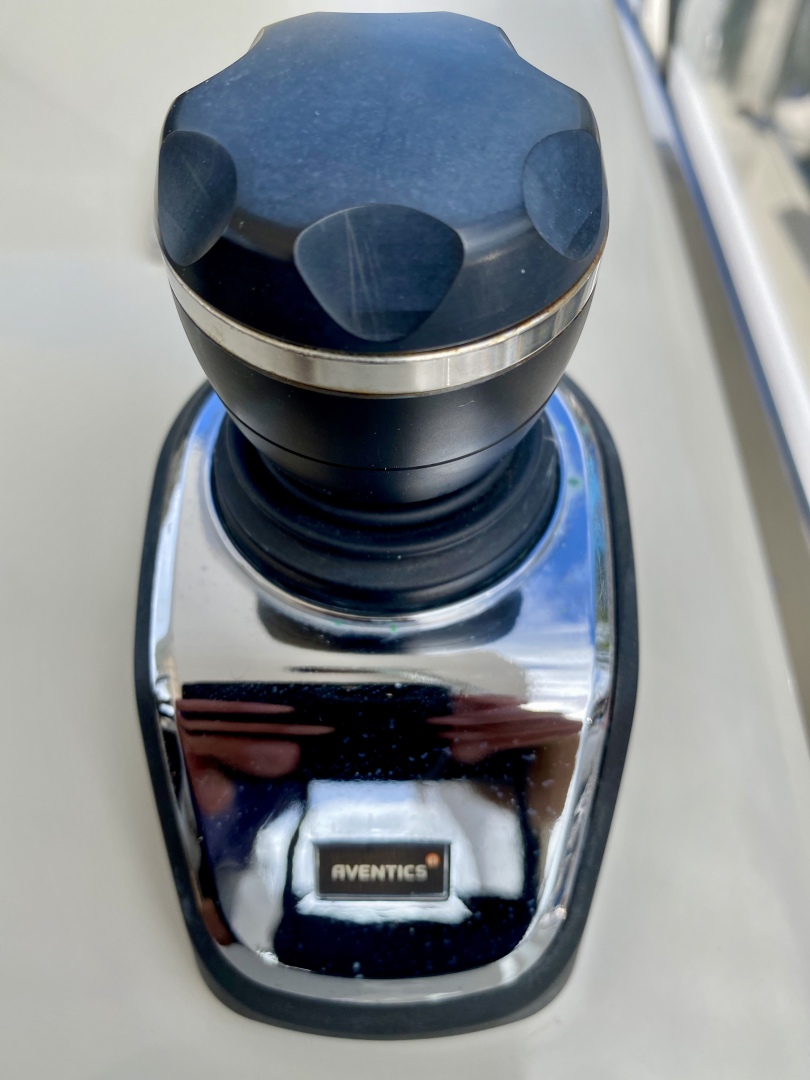 2018 Azimut Flybridge - Image 40